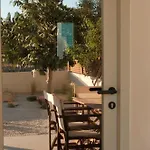 Mazi Paros *