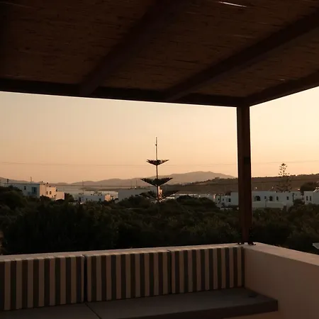 Mazi Paros *