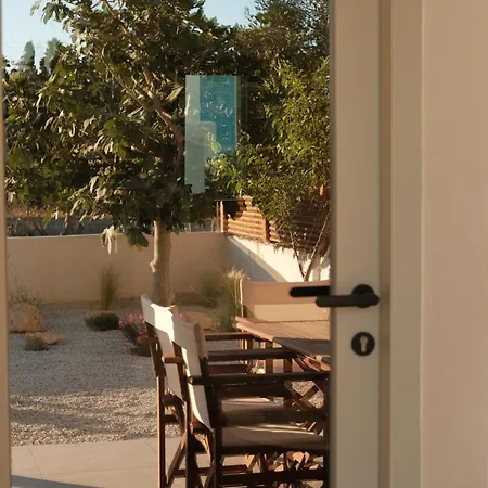 Mazi Paros *